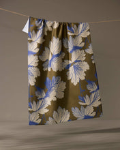 Load image into Gallery viewer, Wildshade Tea Towel