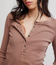 Load image into Gallery viewer, Jamie Henley Long Sleeve in Sepia Clay