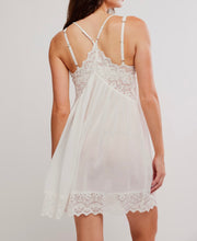 Load image into Gallery viewer, Fiona Slip in Clean Ivory