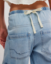 Load image into Gallery viewer, Wallflower Pull On in Victoria