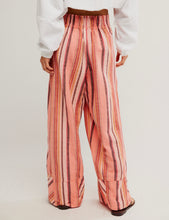 Load image into Gallery viewer, Day’s End Linen Striped Pull-On Pant in Soft Coral Combo