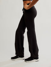 Load image into Gallery viewer, Quick Step Bubble Pant in Black