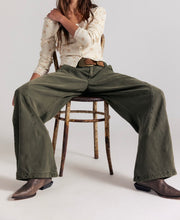 Load image into Gallery viewer, Spotlight Washed Trouser in Dusty Olive