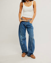 Load image into Gallery viewer, Fable Low-Rise Twisted Seam Jean in Heartsong