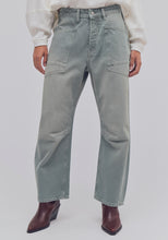 Load image into Gallery viewer, Minimalist Moxie Barrel Jean in Aloe