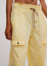 Load image into Gallery viewer, Rogue Pant in Sunlit Yellow