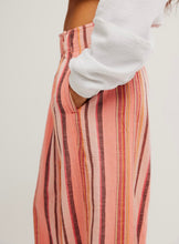 Load image into Gallery viewer, Day’s End Linen Striped Pull-On Pant in Soft Coral Combo