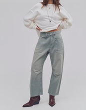 Load image into Gallery viewer, Minimalist Moxie Barrel Jean in Aloe