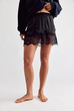 Load image into Gallery viewer, Meet in the Middle Half Slip in Black