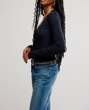 Load image into Gallery viewer, Neria Long Sleeve in Black