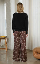 Load image into Gallery viewer, Casual V-Neck Sweater in Black