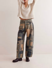 Load image into Gallery viewer, Illusions Relaxed Fit Jeans in Indigo Combo