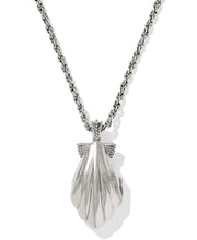 Load image into Gallery viewer, Kendra Scott Alexa Locket Pendant Necklace in Vintage Silver