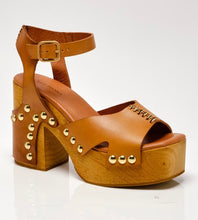 Load image into Gallery viewer, Cecily Clogs in Luggage