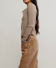 Load image into Gallery viewer, Tilly Long Sleeve in Fallen Rock