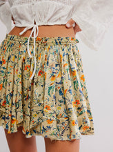 Load image into Gallery viewer, Third Charm Printed Mini Skirt in Green Combo