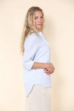 Load image into Gallery viewer, Light Blue &amp; White Stripe Button Down Top
