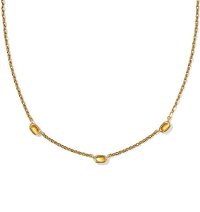 Kendra Scott Mini Elisa Vintage Gold Three Stone Necklace in Marbled Amber Illusion