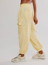 Load image into Gallery viewer, Rogue Pant in Sunlit Yellow
