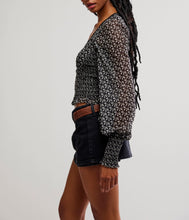 Load image into Gallery viewer, Dottie Printed Knit Top in Black Combo
