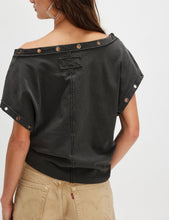 Load image into Gallery viewer, Billie Tee in Black
