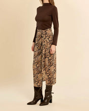 Load image into Gallery viewer, Athena Woven Midi Skirt in Black &amp; Brown Mix
