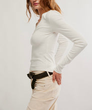 Load image into Gallery viewer, Neria Long Sleeve in Clean Ivory
