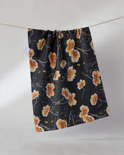 Load image into Gallery viewer, Cats Eye Tea Towel
