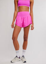 Load image into Gallery viewer, Carpe Diem Short in Fuchsia Flirt
