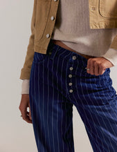 Load image into Gallery viewer, We The Free Striped Nia BF Jean in Indigo Pinstripe
