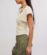 Load image into Gallery viewer, Ellie Off-The-Shoulder Top in Sicilian Combo
