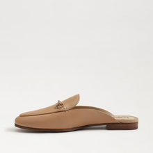 Load image into Gallery viewer, Linnie Bit Mule in French Sand Leather

