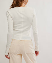 Load image into Gallery viewer, Neria Long Sleeve in Clean Ivory
