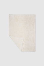 Load image into Gallery viewer, Cloud Faux Fur Throw in Cream
