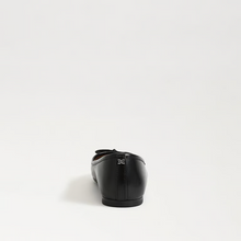 Load image into Gallery viewer, Alie Ballet Flat in Black Leather
