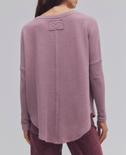 Load image into Gallery viewer, Latte Blues Solid Thermal Top in Winter Tulip
