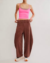 Load image into Gallery viewer, Hot Shot Easy Pant in Cocoa
