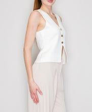 Load image into Gallery viewer, Knit Vest in Cream
