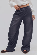 Load image into Gallery viewer, Spotlight Knit Trouser in Black Oyster
