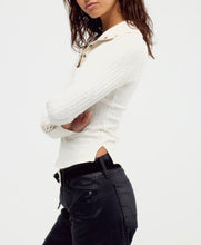 Load image into Gallery viewer, Surplus Cuff Top in Sugar Swizzle
