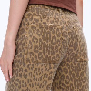 Mid Rise Leopard Print Straight Pant