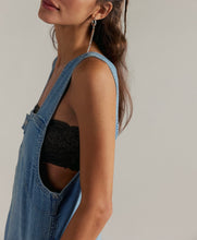 Load image into Gallery viewer, Jude Shortall in Light Indigo
