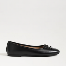 Load image into Gallery viewer, Alie Ballet Flat in Black Leather
