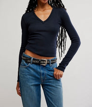 Load image into Gallery viewer, Neria Long Sleeve in Black
