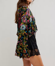 Load image into Gallery viewer, Juliette Printed Blouse in Black Combo
