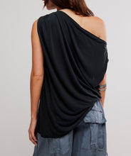 Load image into Gallery viewer, Cascadia Tunic in Black
