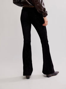 Penny Pull On Velvet Pant in Black