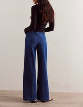 Load image into Gallery viewer, Libre Wide Leg Jean in Lock and Key
