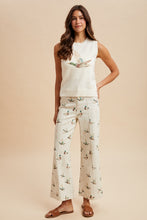 Load image into Gallery viewer, Mallard Sweater Vest in Off White
