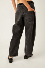 Load image into Gallery viewer, Moxie Low Slung Pull On Jeans in Nighthawk

